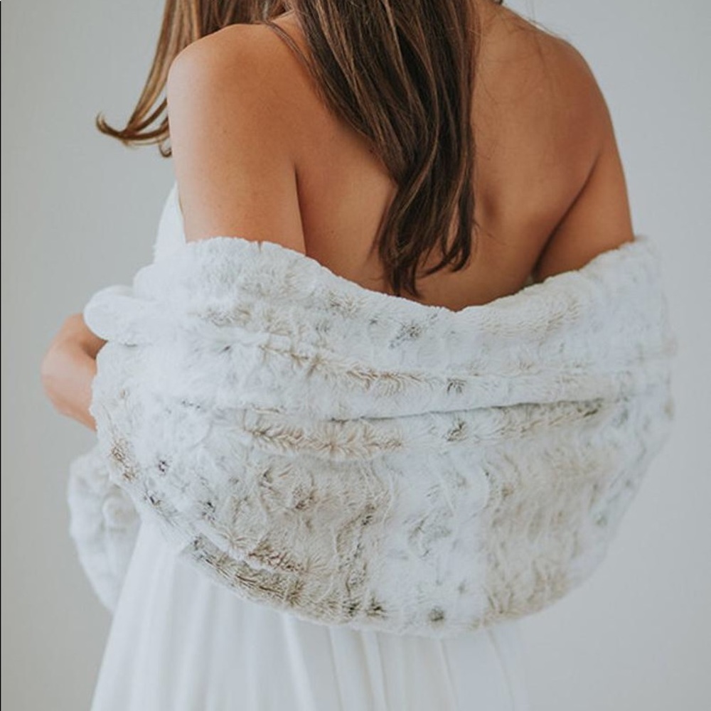 Faux Fur Wedding Stole